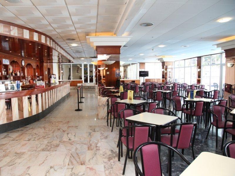 Ohtels Villa Dorada Салоу Экстерьер фото
